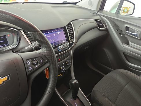 Certified 2020 Chevrolet Trax LS w/ Tint and Cruise Package image 23