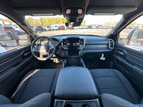 Used 2025 RAM 2500 Big Horn image 42