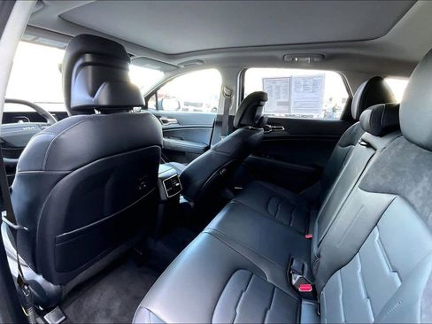 Used 2026 Kia Sportage SX Prestige image 18