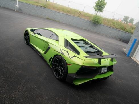 Used 2016 Lamborghini Aventador LP 750-4 Superveloce AWD/4WD image 34