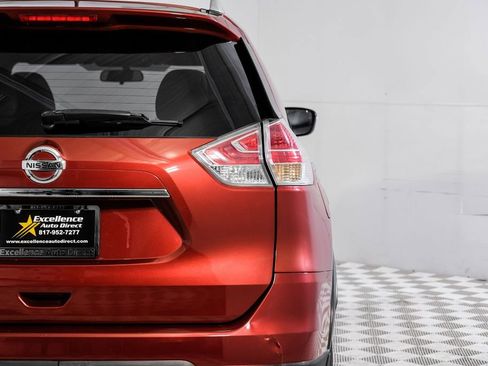 Used 2015 Nissan Rogue SV image 47