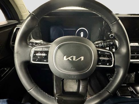 Used 2023 Kia Sorento SX AWD/4WD image 11