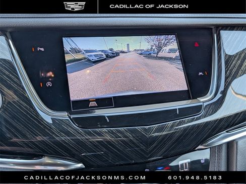 Used 2022 Cadillac XT6 Premium Luxury image 12