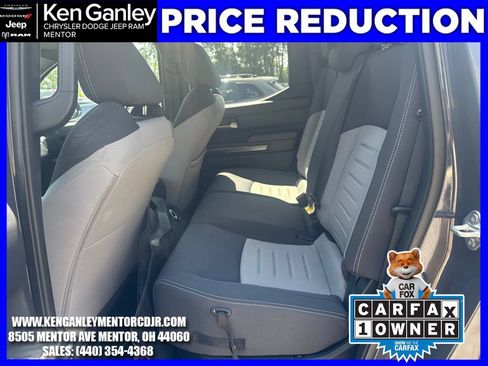Used 2024 Toyota Tacoma TRD Sport AWD/4WD image 21