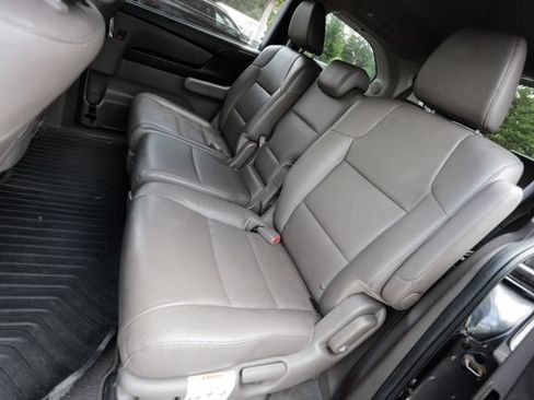 Used 2015 Honda Odyssey Touring Elite image 50