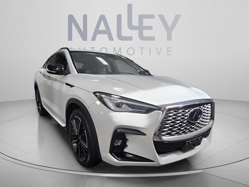 Used 2022 INFINITI QX55 Luxe w/ Cargo Package AWD/4WD image 3