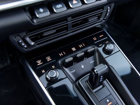 Certified 2020 Porsche 911 Carrera S image 39