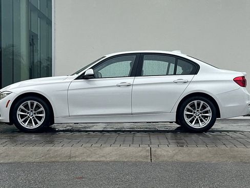 Used 2017 BMW 320i Sedan image 6