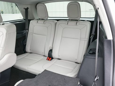 Used 2025 Lincoln Aviator Reserve w/ Equipment Group 201A image 22