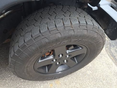 Used 2017 Jeep Wrangler Unlimited Sport AWD/4WD image 7
