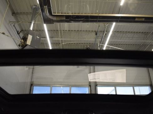 New 2026 BMW X5 M60i w/ Climate Comfort Package image 25