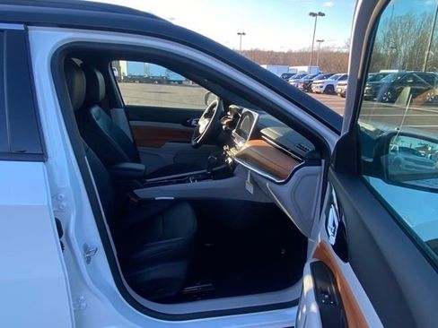 New 2024 Jeep Compass Limited w/ Elite Group image 31