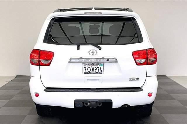 Used 2015 Toyota Sequoia Limited AWD/4WD image 3