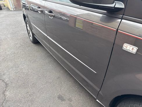 Used 2014 Dodge Grand Caravan SE FWD image 14