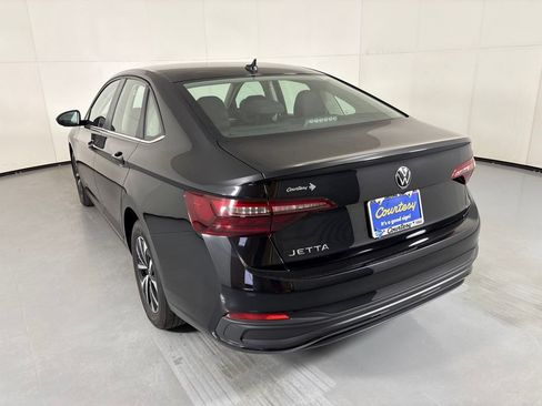 Used 2024 Volkswagen Jetta S FWD image 6