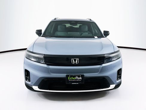 Used 2024 Honda Prologue Touring image 2