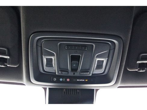 Used 2022 GMC Sierra 1500 AT4 w/ AT4 Preferred Package AWD/4WD image 23