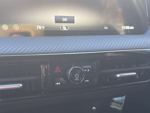 New 2026 Nissan Kicks SR image 26