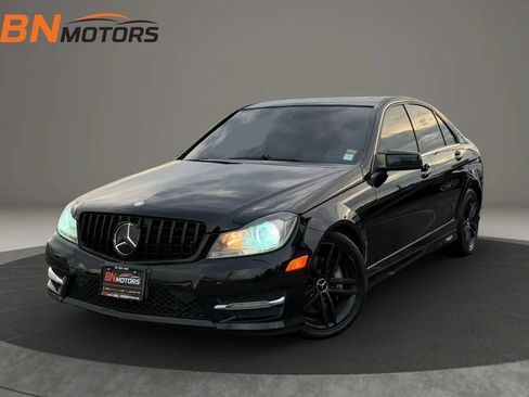 Used 2013 Mercedes-Benz C 300 4MATIC Sedan w/ Premium 1 Pkg image 1