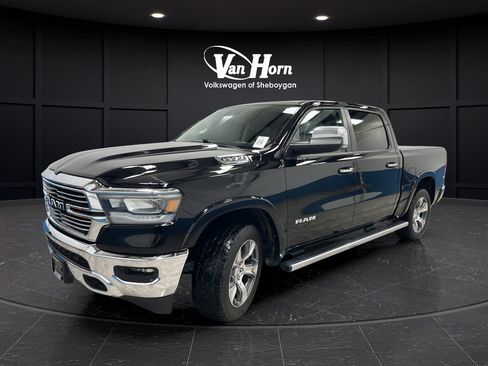 Used 2021 RAM 1500 Laramie AWD/4WD image 3