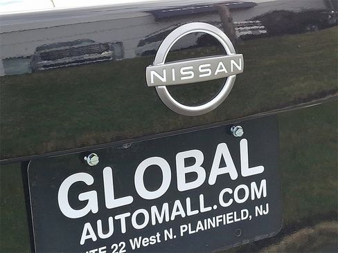 Used 2025 Nissan Sentra SV image 29