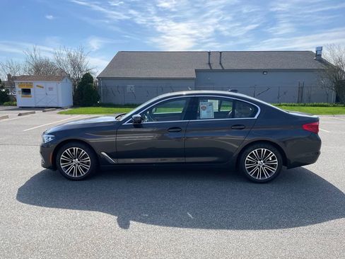 Used 2019 BMW 530i xDrive AWD/4WD image 9