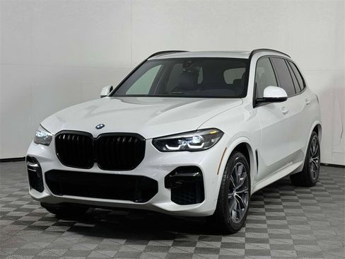 Used 2022 BMW X5 xDrive40i w/ M Sport Package image 7