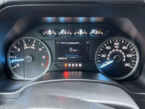 Used 2019 Ford F150 XLT w/ Equipment Group 302A Luxury AWD/4WD image 36