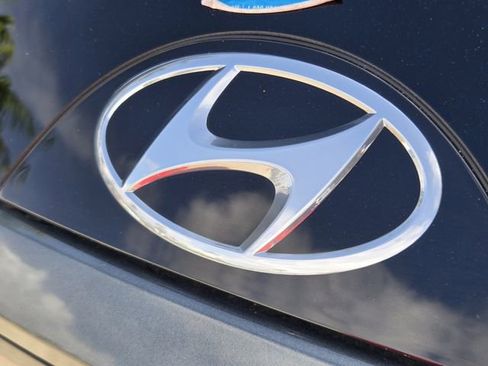 Used 2023 Hyundai Tucson SEL image 9