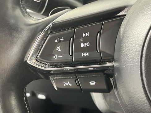 Used 2023 MAZDA CX-5 Signature image 17