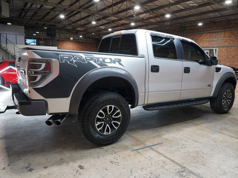 Used 2014 Ford F150 Raptor w/ Equipment Group 801A Luxury image 15