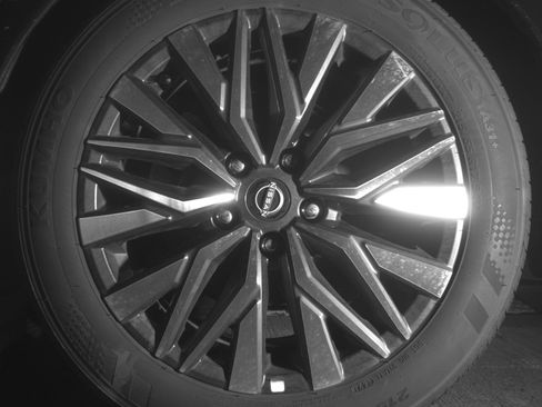 Used 2025 Nissan Altima 2.5 SV image 14