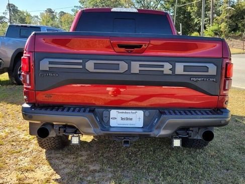 Used 2019 Ford F150 Raptor w/ Equipment Group 802A Luxury image 10