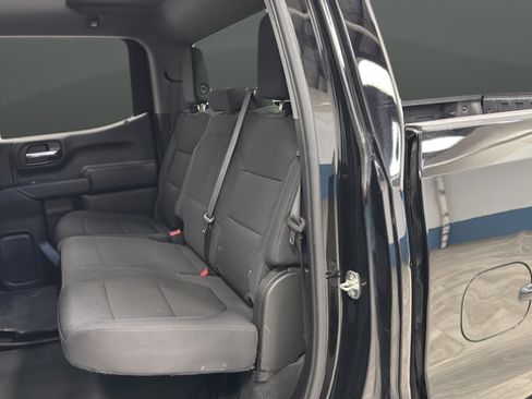 Used 2022 Chevrolet Silverado 1500 Custom Trail Boss w/ LPO, Dark Essentials Package AWD/4WD image 22