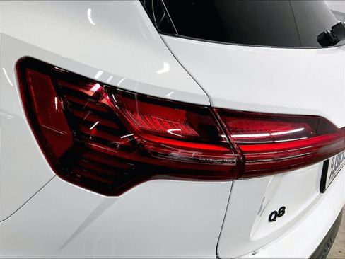 Certified 2024 Audi Q8 e-tron Premium Plus w/ Premium Plus Package image 32