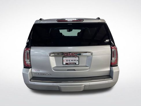 Used 2019 GMC Yukon XL Denali w/ Denali Ultimate Package AWD/4WD image 4