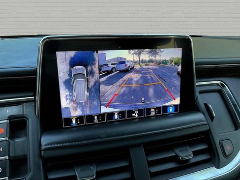 Used 2021 Chevrolet Tahoe High Country RWD image 11