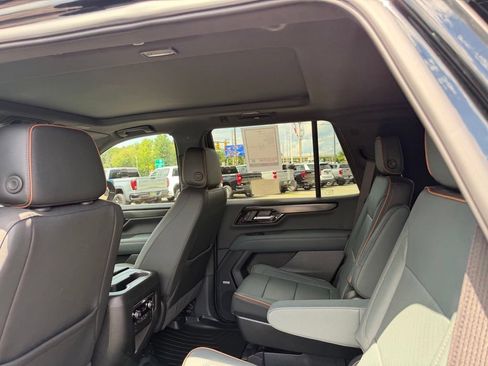 New 2026 GMC Yukon AT4 w/ AT4 Premium Package AWD/4WD image 18