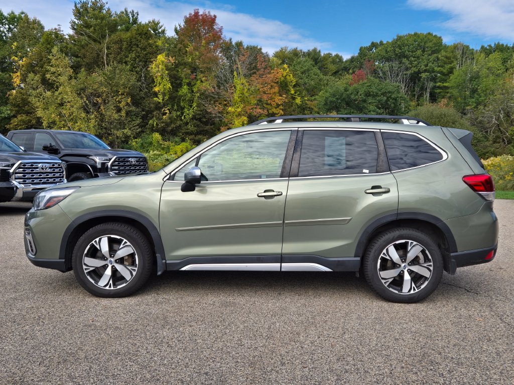 Used 2021 Subaru Forester Touring AWD/4WD image 2