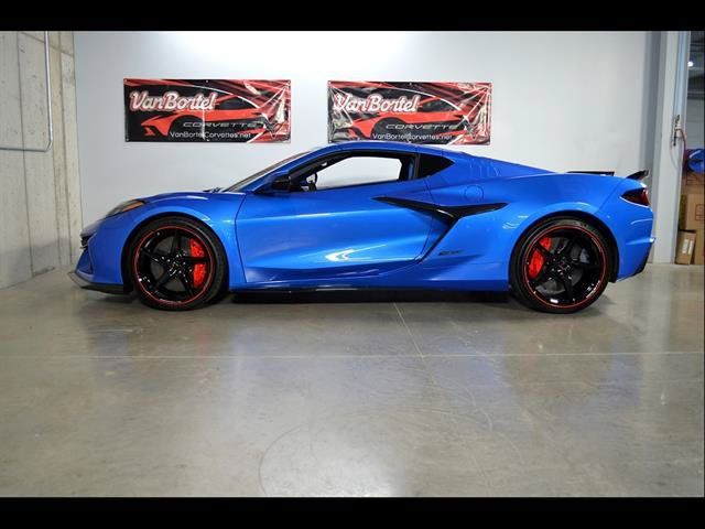 Used 2025 Chevrolet Corvette E-Ray AWD/4WD image 24