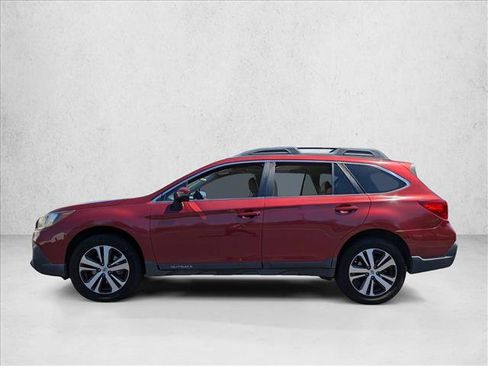Used 2019 Subaru Outback 3.6R Limited AWD/4WD image 9