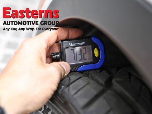 Used 2023 BMW X4 xDrive30i w/ Premium Package AWD/4WD image 29