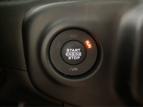 Used 2023 Jeep Gladiator Mojave w/ Cold Weather Group image 42