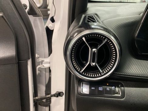 Certified 2025 Chevrolet Equinox LT w/ Convenience Package II image 13