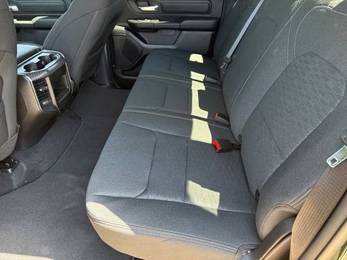 New 2026 RAM 1500 Express AWD/4WD image 15