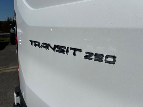 Used 2024 Ford Transit 250 148 Medium Roof w/ Load Area Protection Package image 25