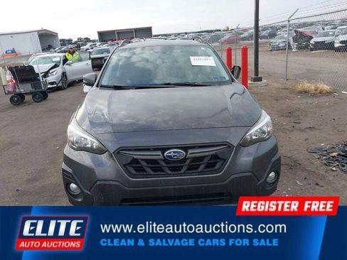 Used 2021 Subaru Crosstrek 2.5i Sport w/ Moonroof Package image 24