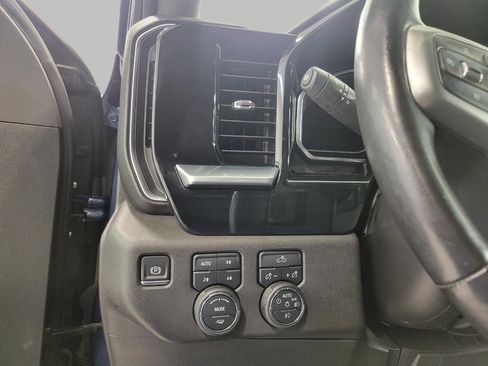 Used 2022 Chevrolet Silverado 1500 RST image 8