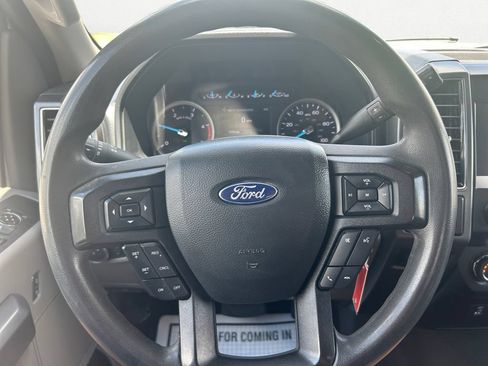 Used 2022 Ford F250 XLT w/ FX4 Off-Road Package AWD/4WD image 12