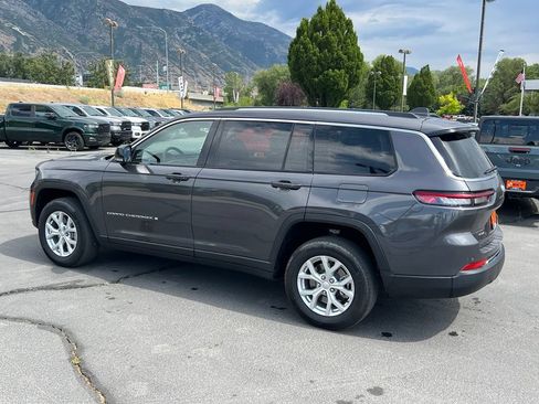 Used 2023 Jeep Grand Cherokee L Limited AWD/4WD image 12
